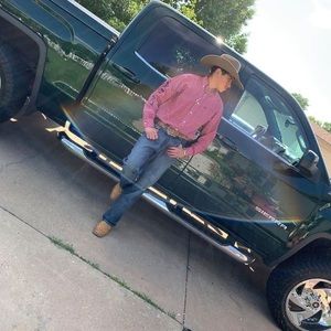 Meet your Posher, Javier